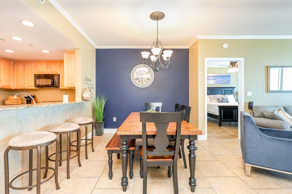 Dining Room 1.4
