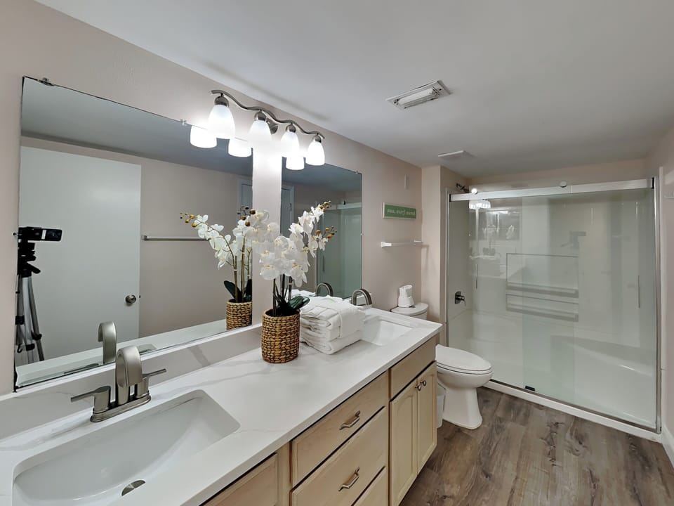 Second Full Bathroom