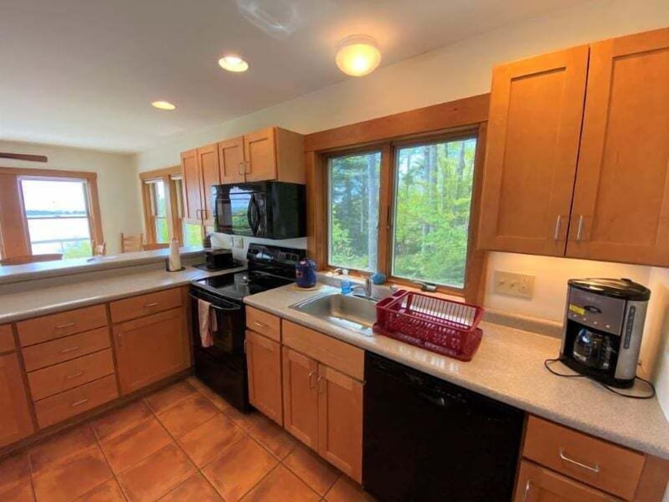 The kitchen is well equipped
