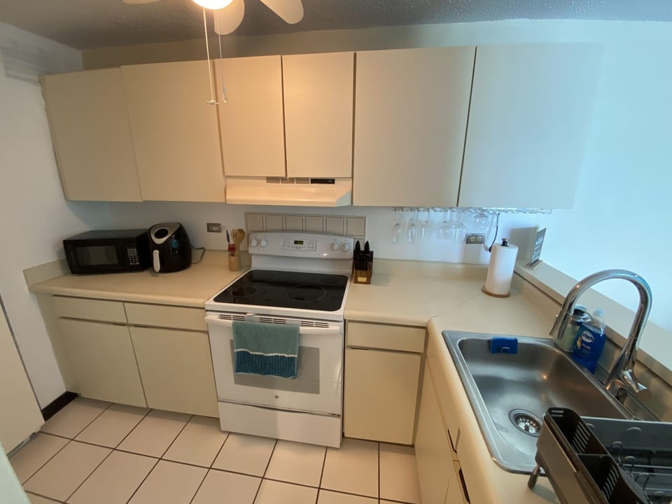 Fully stocked kitchen ready for your culinary delights