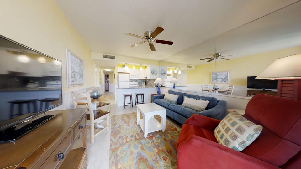 Living Area/ Kitchen