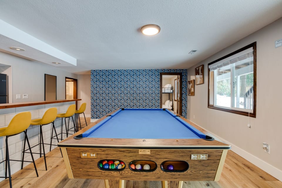 Pool table in downstairs game room