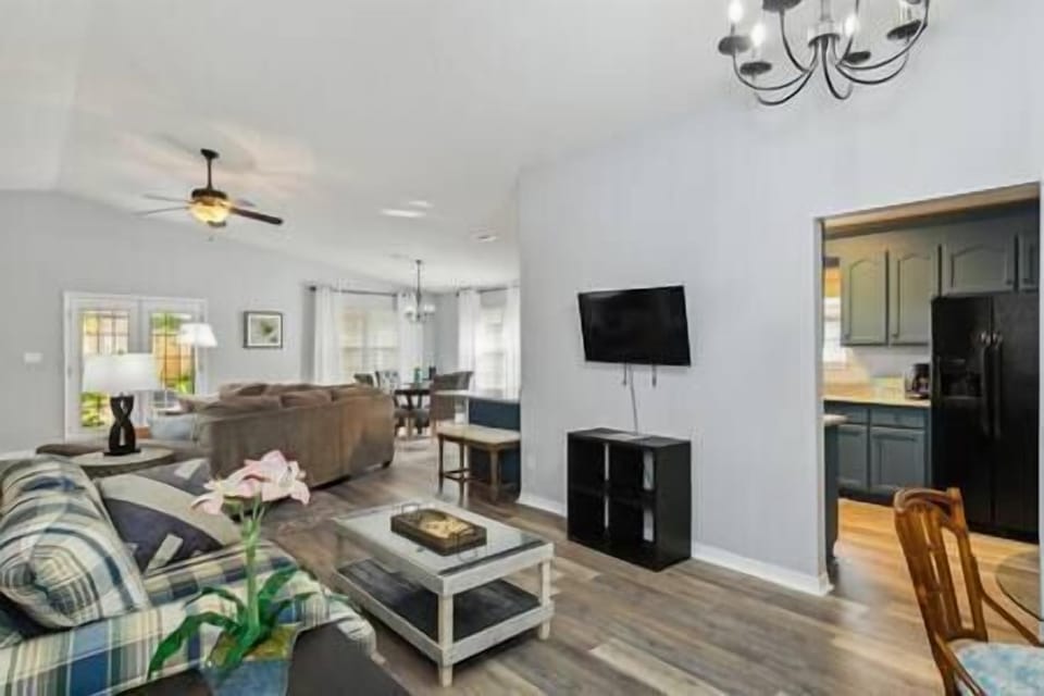 Open Floorplan with Smart TV