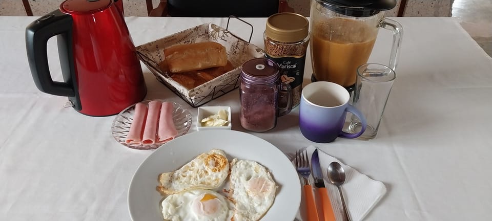 Breakfast meal