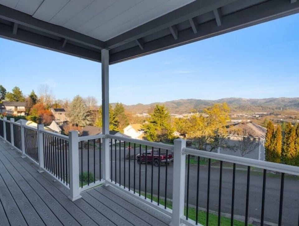 Front Balcony 