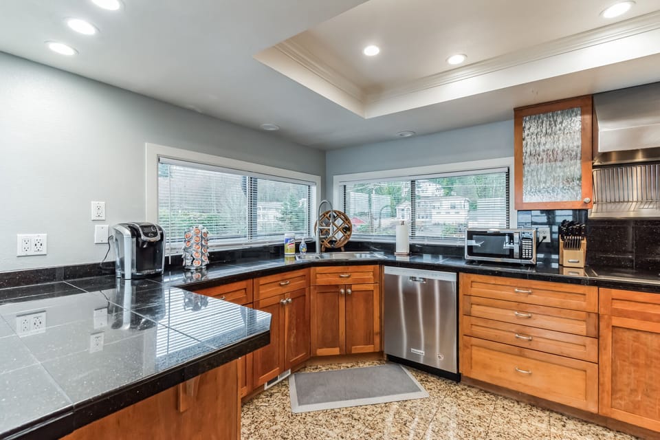 Kitchen equipped with water filters in all the faucets for clean drinking water