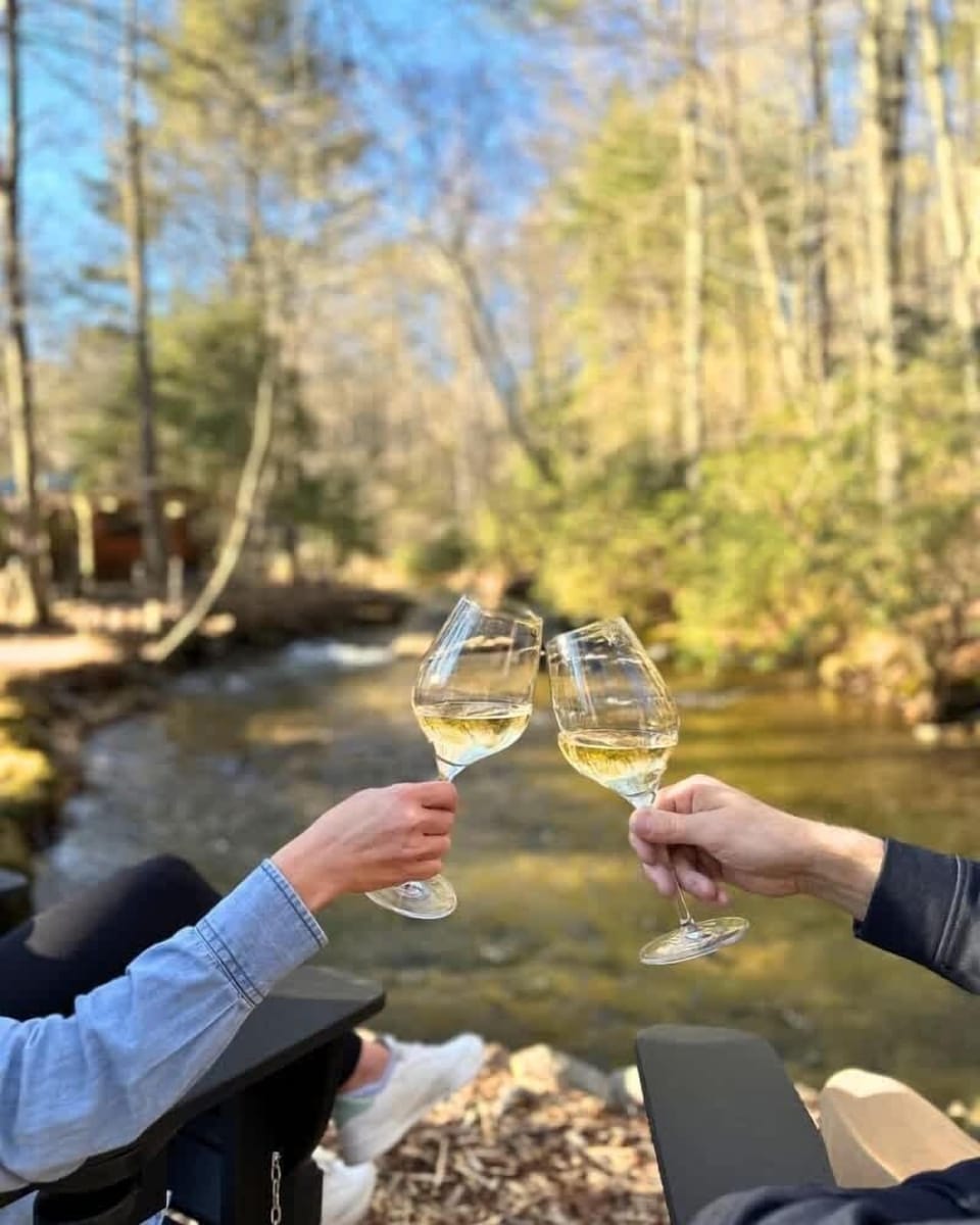 Grab your favorite wine and enjoy the view of the creek!