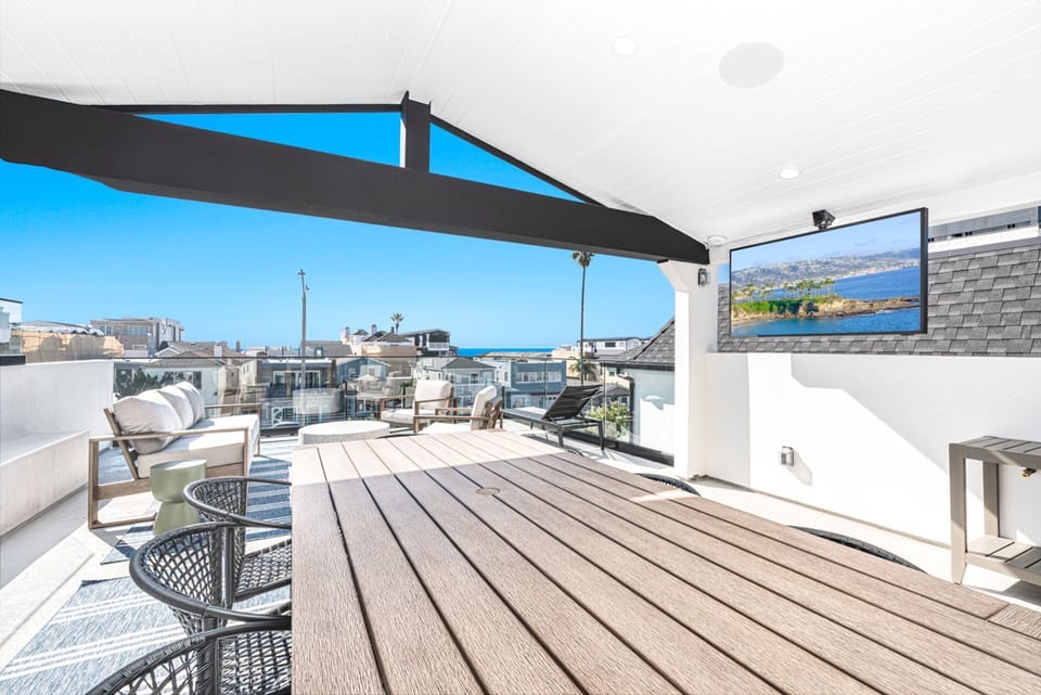 Enjoy al fresco dining with added entertainment under our covered patio with an outdoor TV.
                