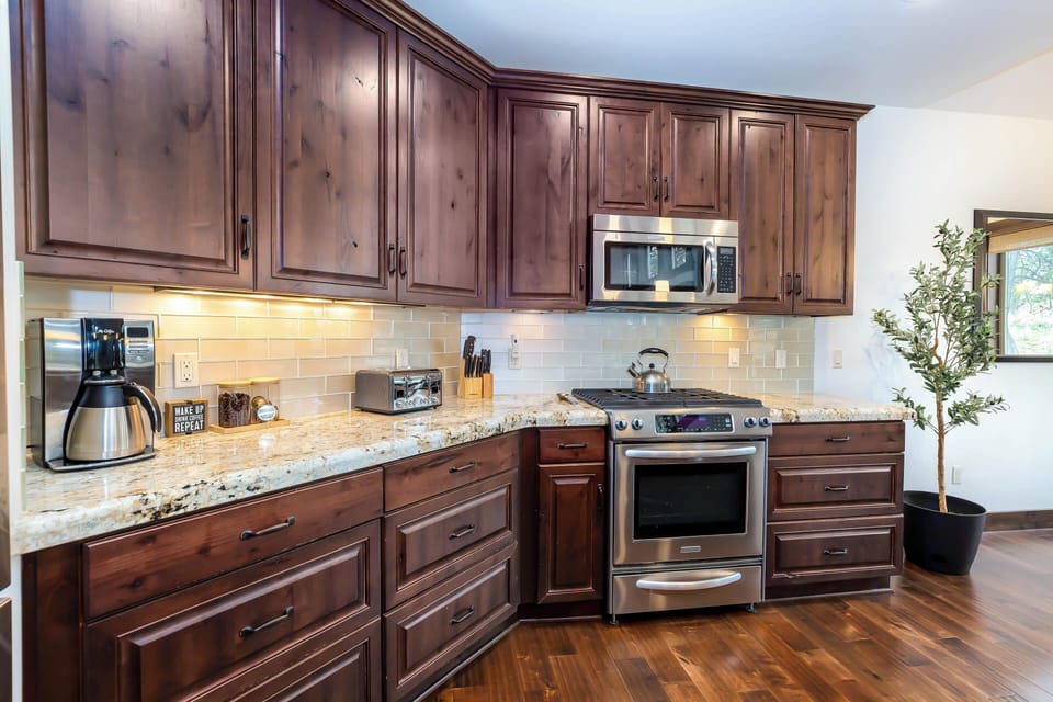 Kitchen - Main Level