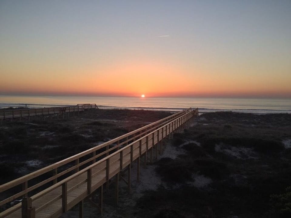 Beach/ocean view
