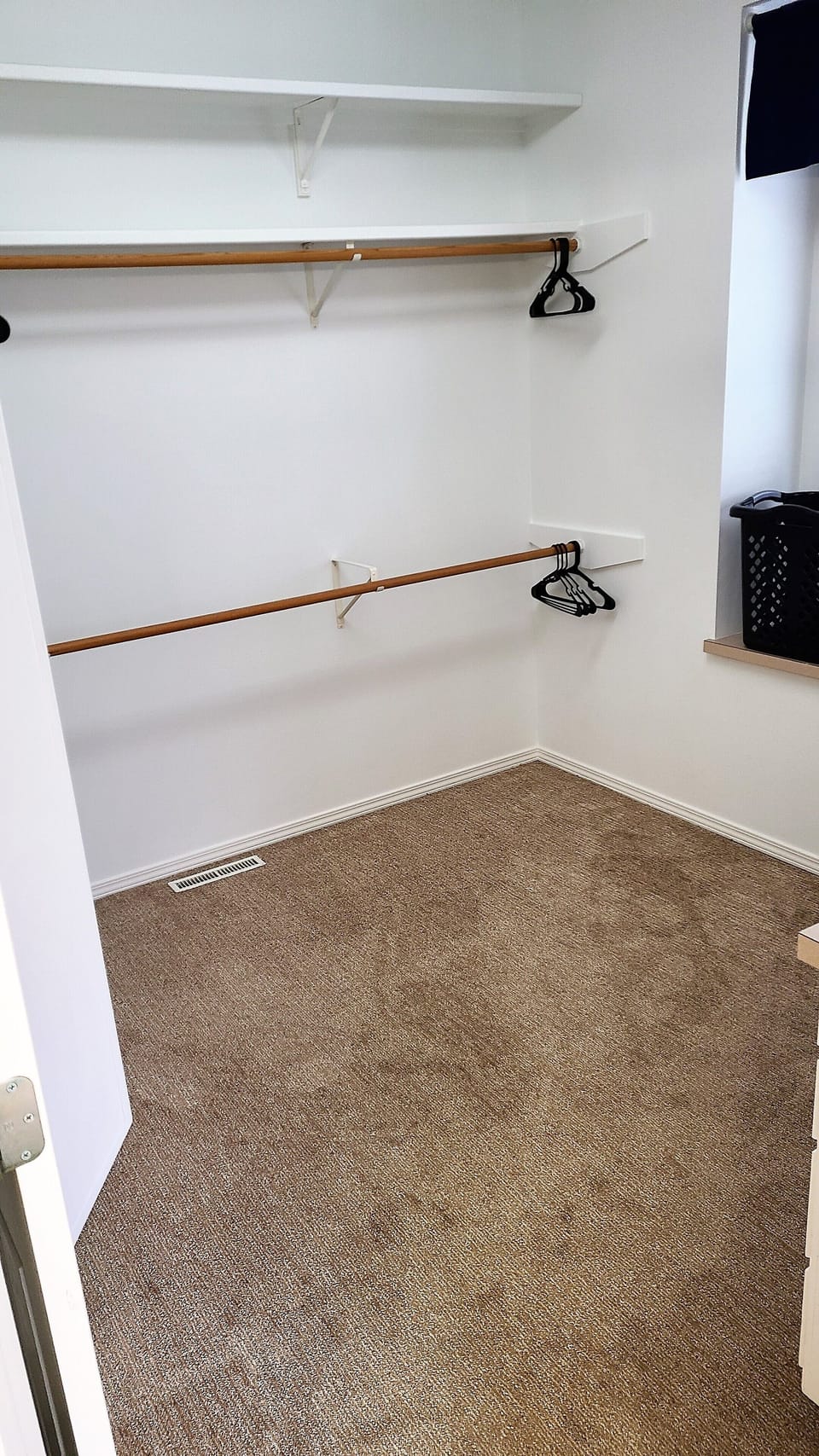 Master closet - plenty of space