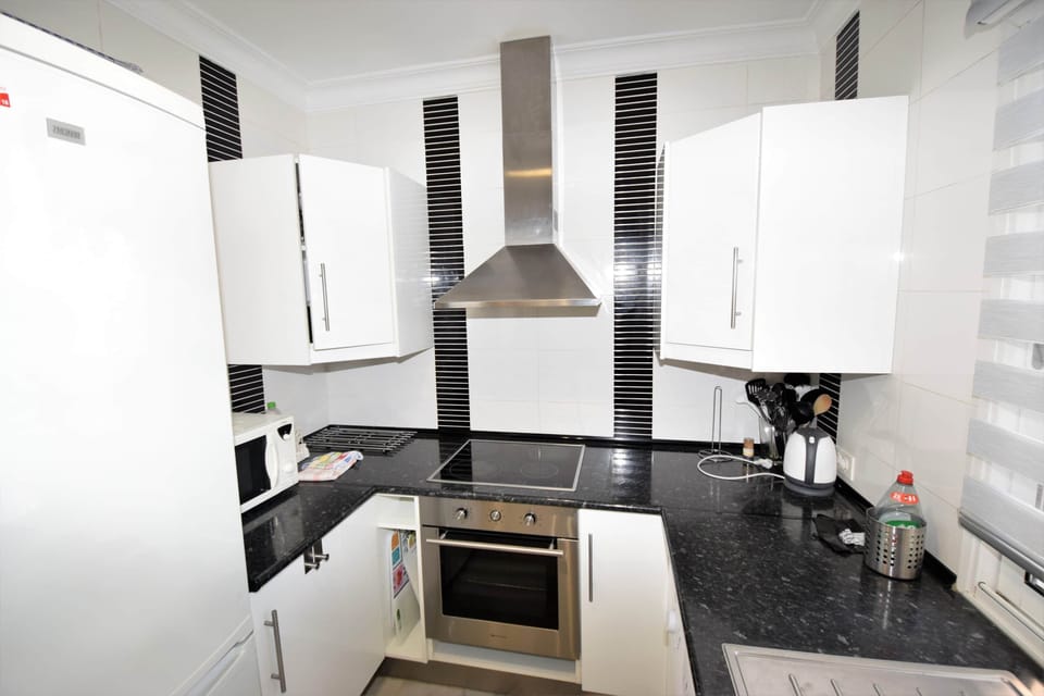 kitchen (2)