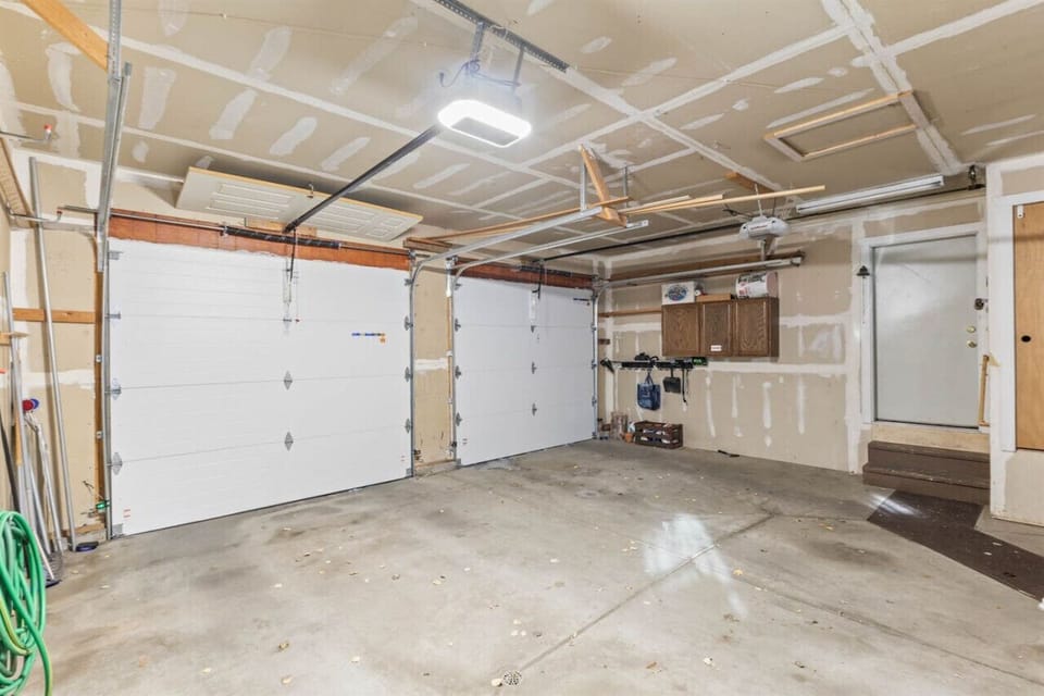 2 Car Garage