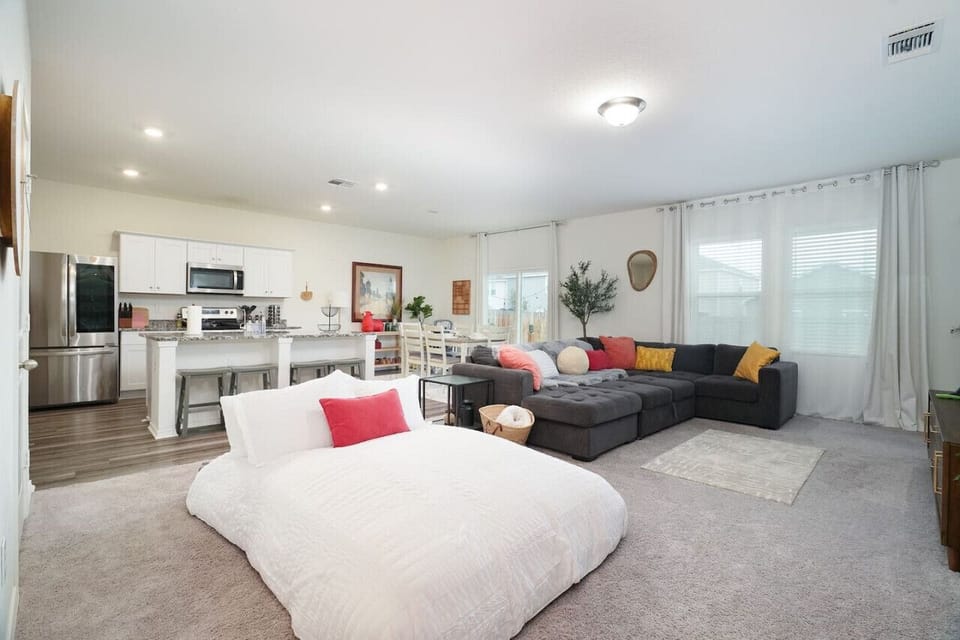 Escape to your dream vacation home, where breathtaking views and luxurious amenities await. Ideal for large gatherings, this spacious retreat boasts multiple entertainment areas, a gourmet kitchen, and a sprawling backyard perfect for outdoor festivities