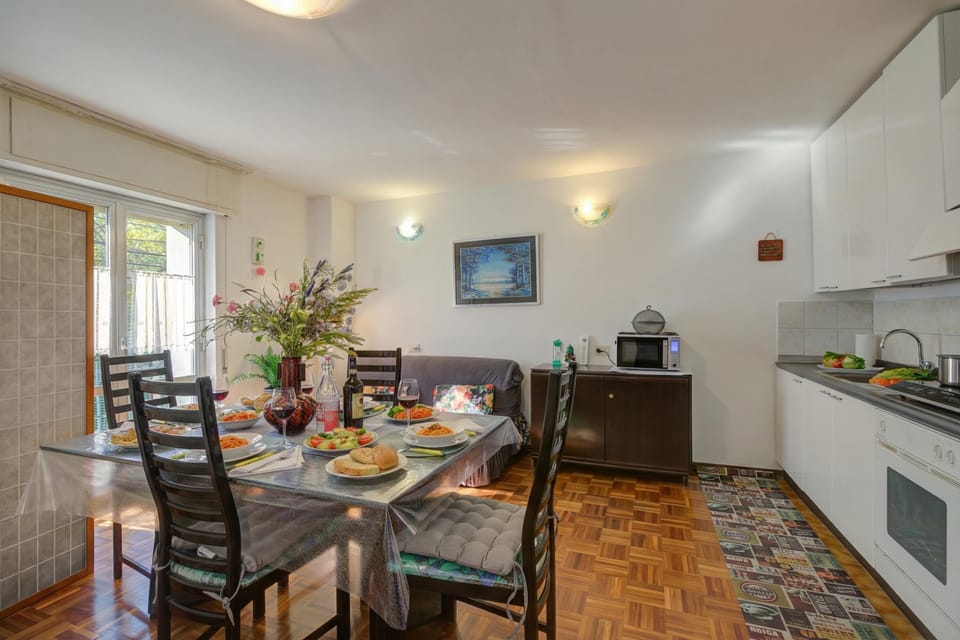 Living and dining room