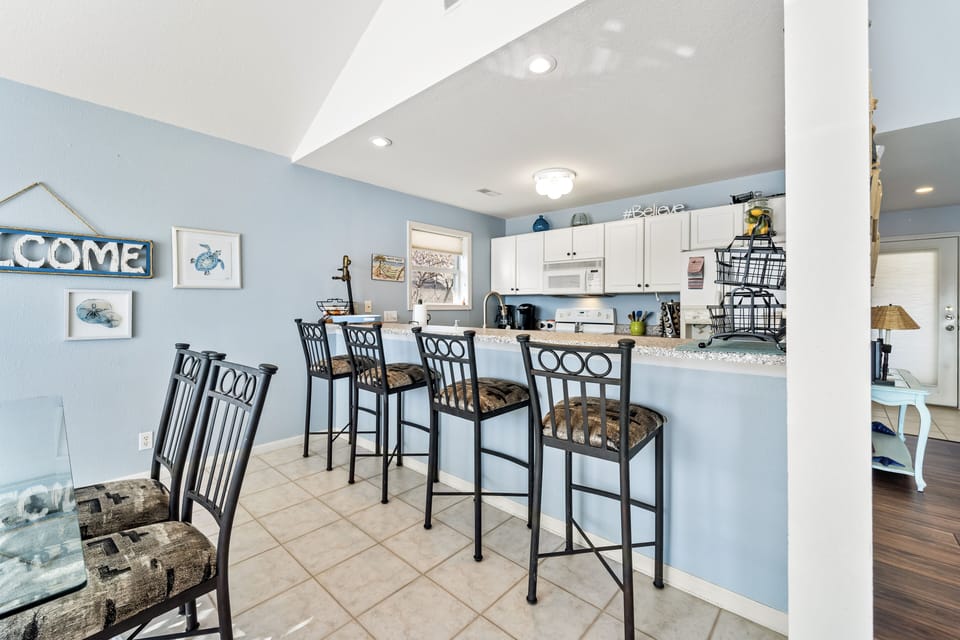 BREAKFAST BAR