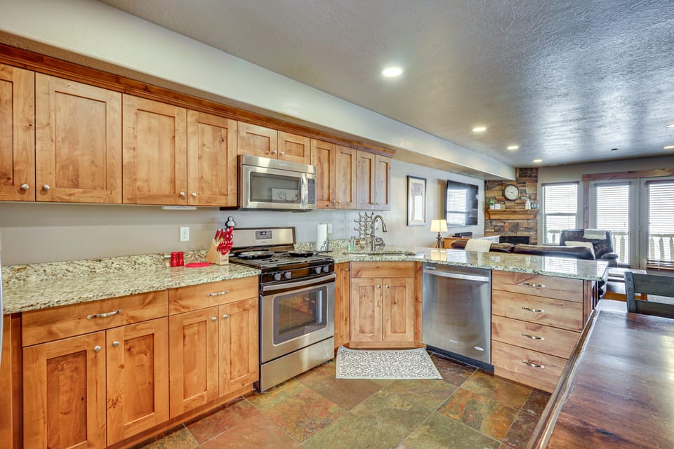 Kitchen | 1st Floor