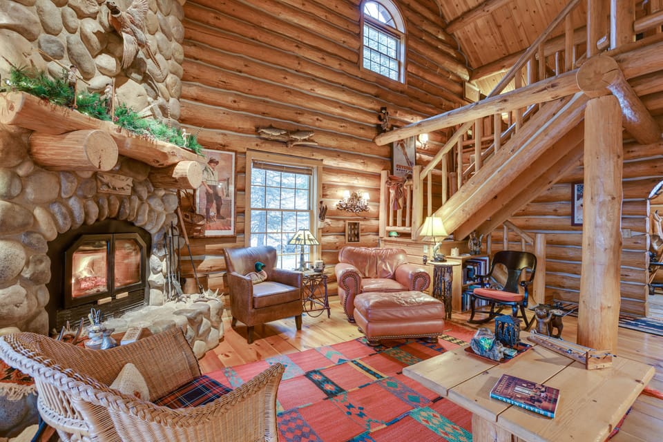 Thompsonville Vacation Rental | 3BR | 2BA | 2,000 Sq Ft | 2 Steps to Enter