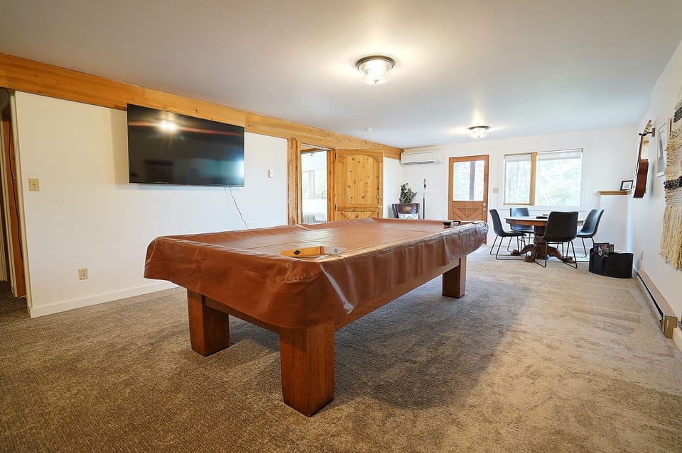 Pool table ( Basement) 