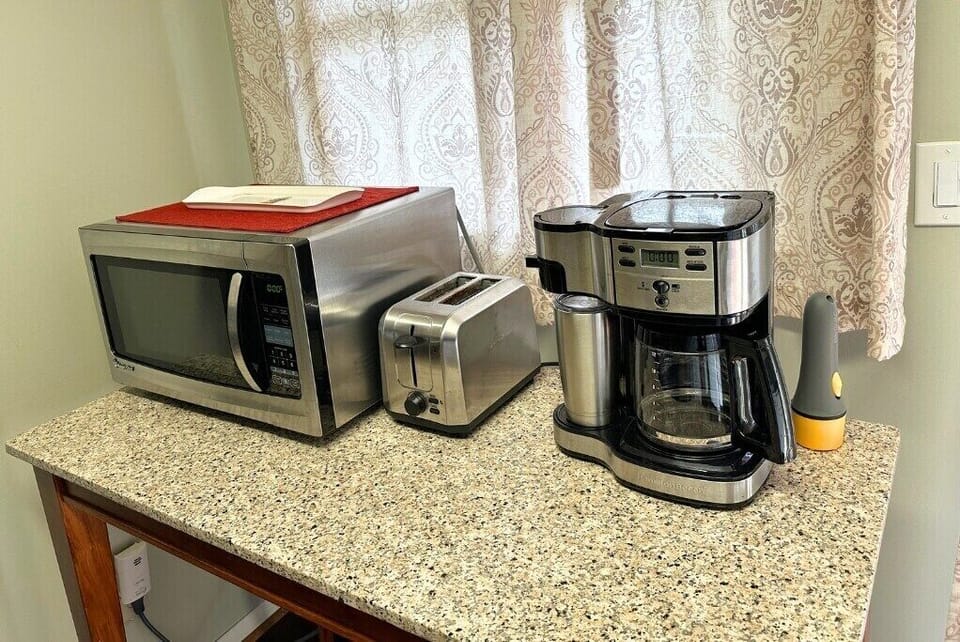 Kitchen essentials are ready for use!