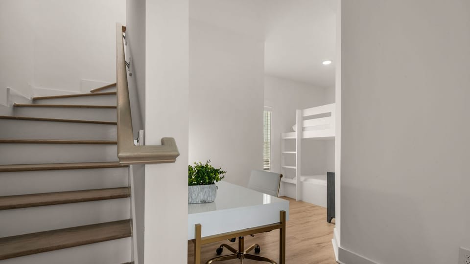 Serene Stay on 30A Stairs
