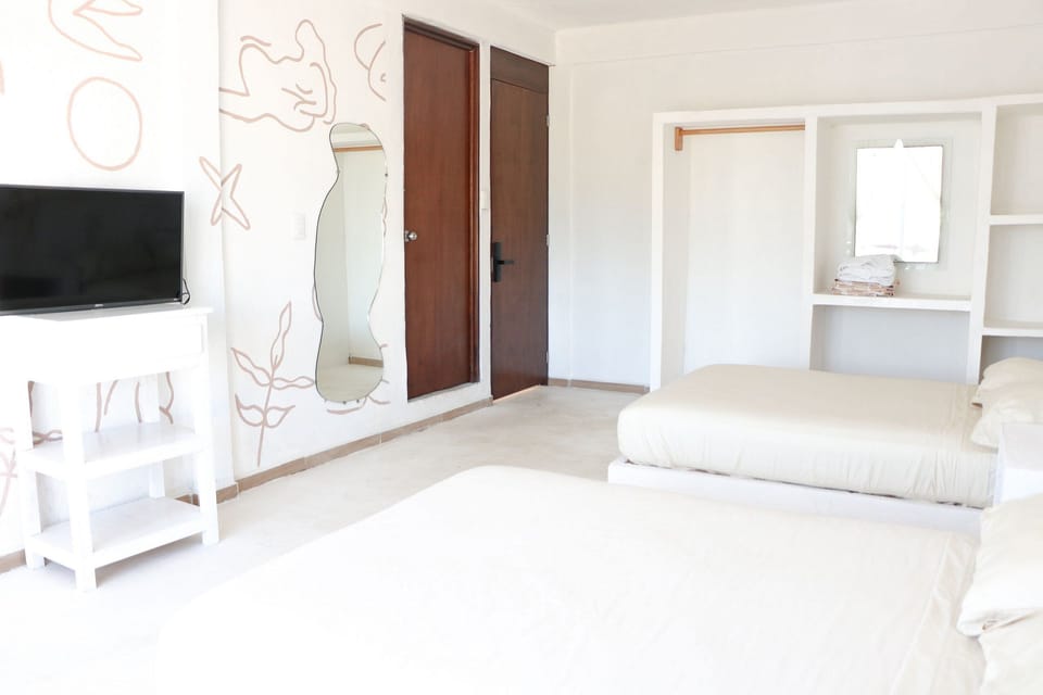 Bedroom,Photo of the whole room