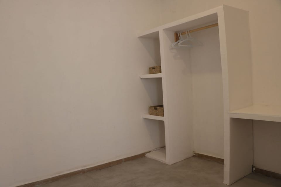 Bed,Photo of the whole room