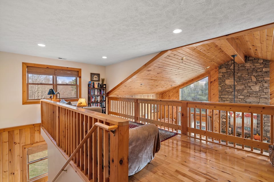 Upstairs loft overlooking great room.