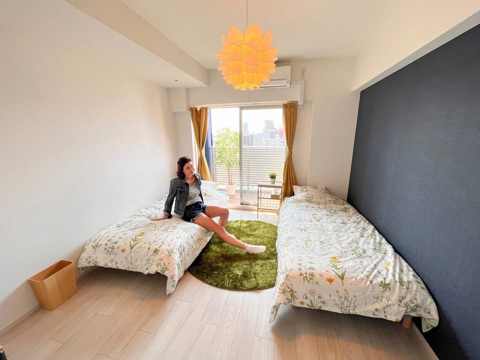 ・[Twin Room] Would you like to travel with friends, couples, or a couple? Convenient location for sightseeing