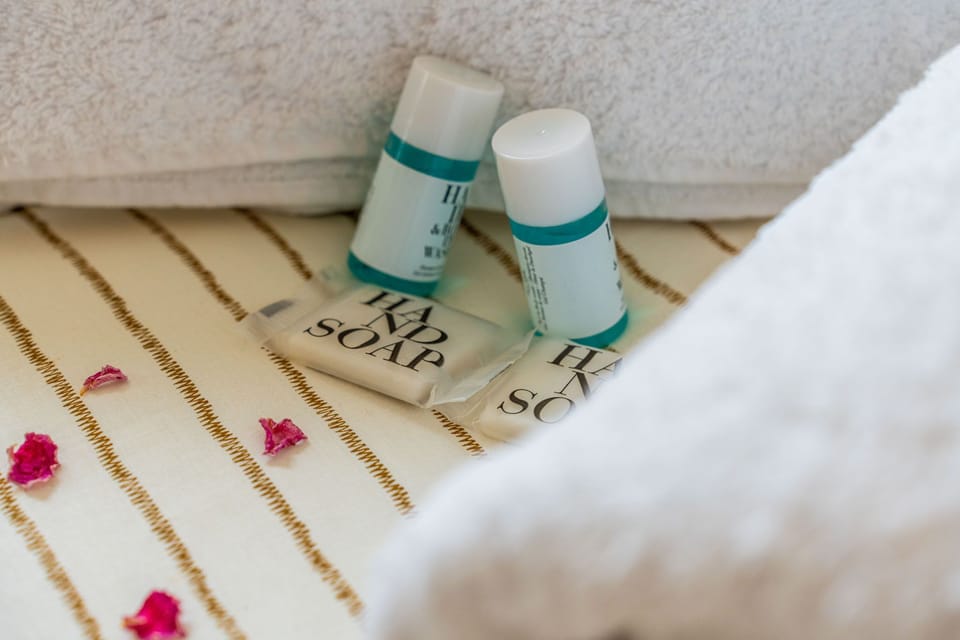 Bathroom amenities