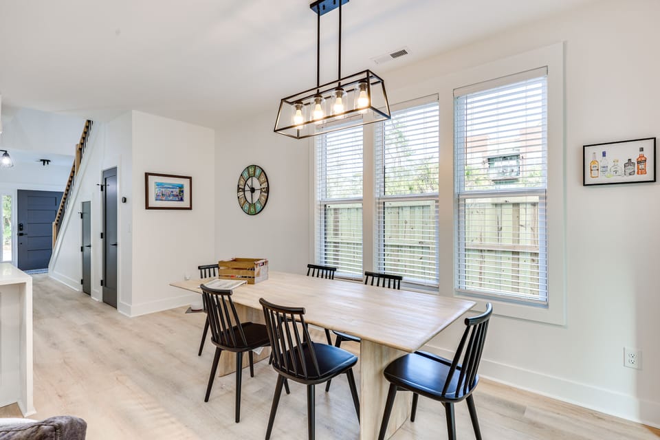 Dining Area | 1st Floor | Dishware/Flatware