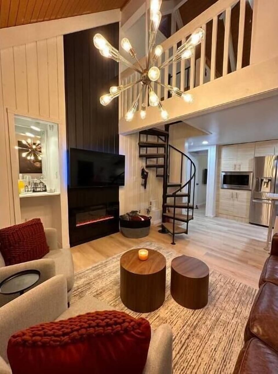 Living room-Fireplace, bar area, 55" flat screen tv
