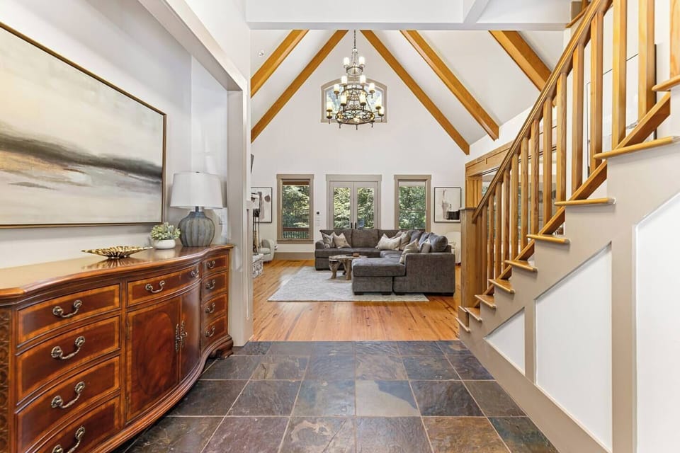 Main floor - Foyer looking into living room