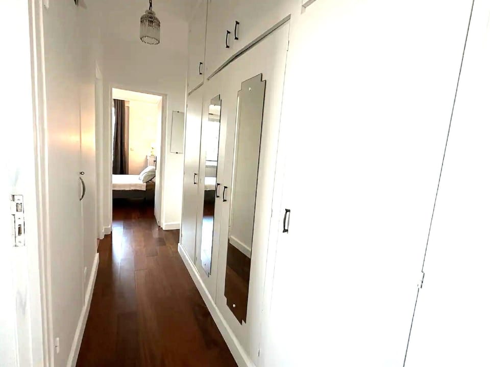 HALL LEADING TO BEDROOM