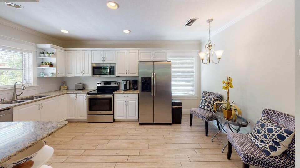 Spacious Kitchen