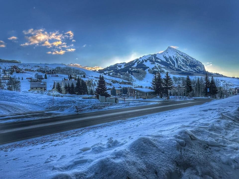 Snow and ski sports