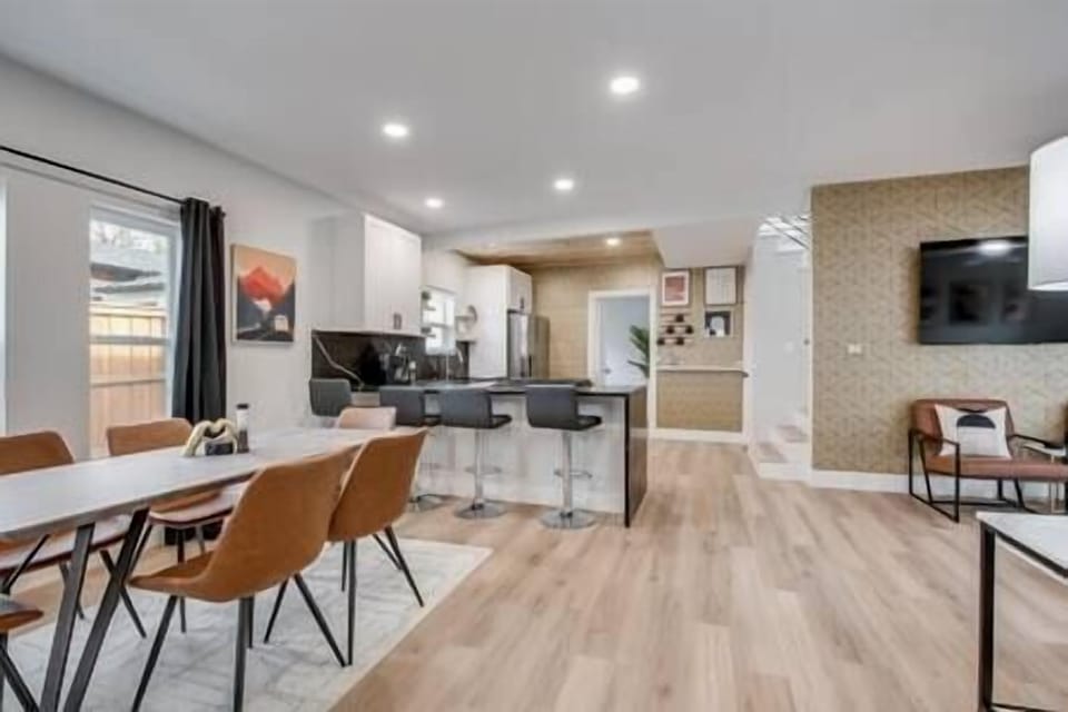 9095083b c726 4057 97d6 dc7afddd1bdf