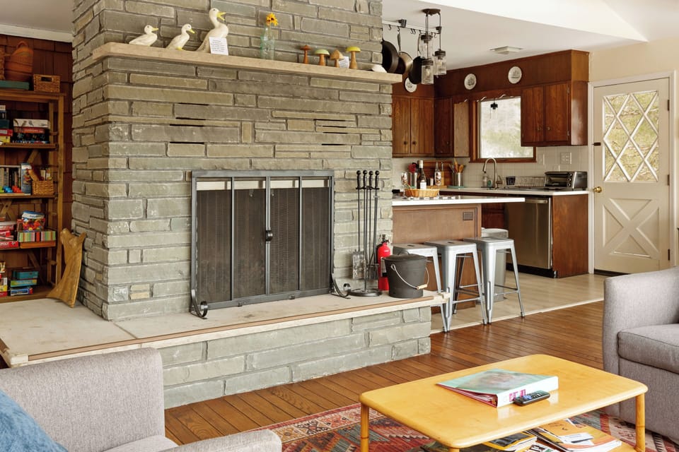 Main Floor Open Concept Living Room - Mountain Views - Woodburning Fireplace