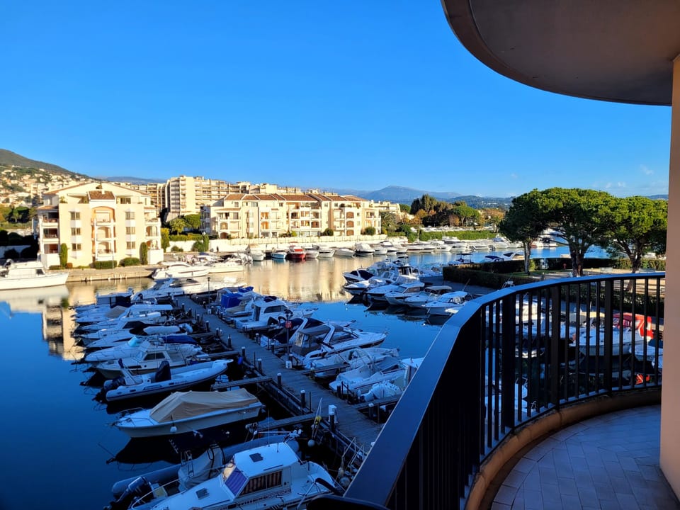 Marina