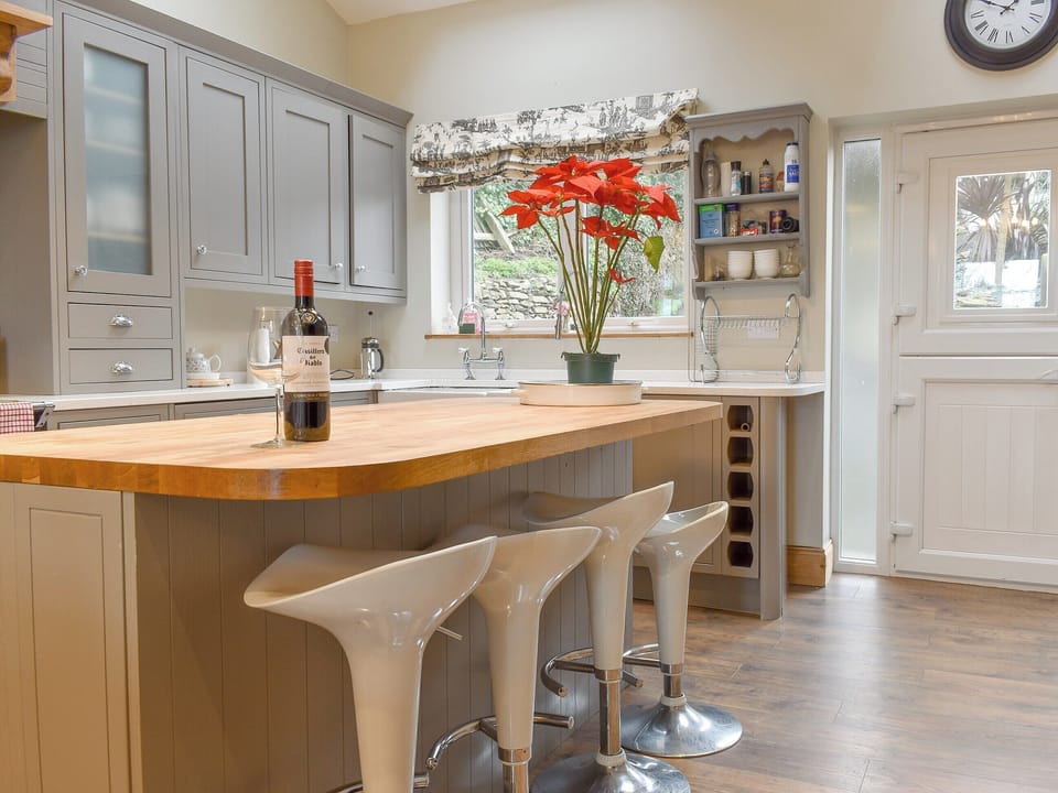 Kitchen/diner | Houndsfield, Ilfracombe