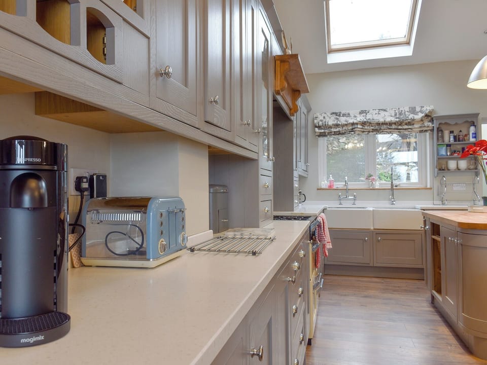 Kitchen/diner | Houndsfield, Ilfracombe