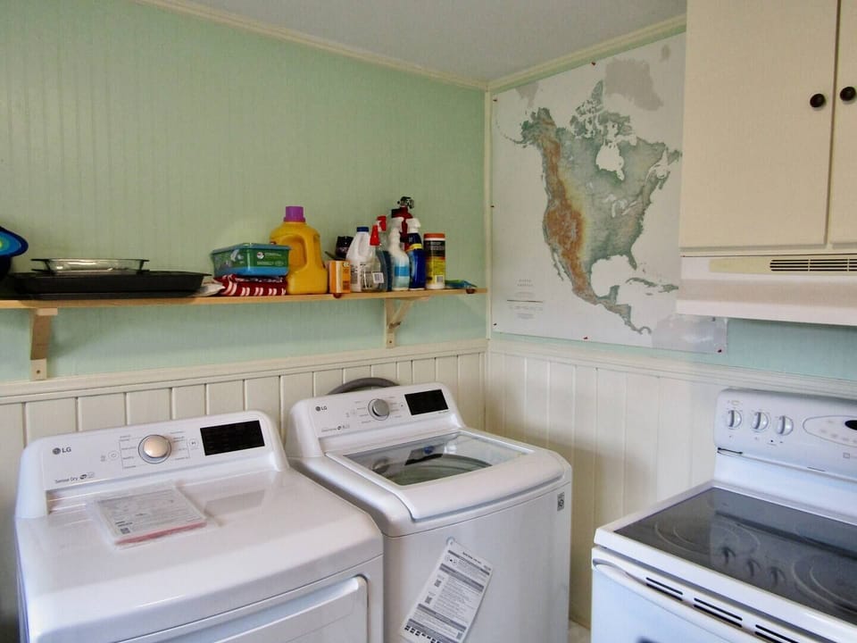 Washer dryer