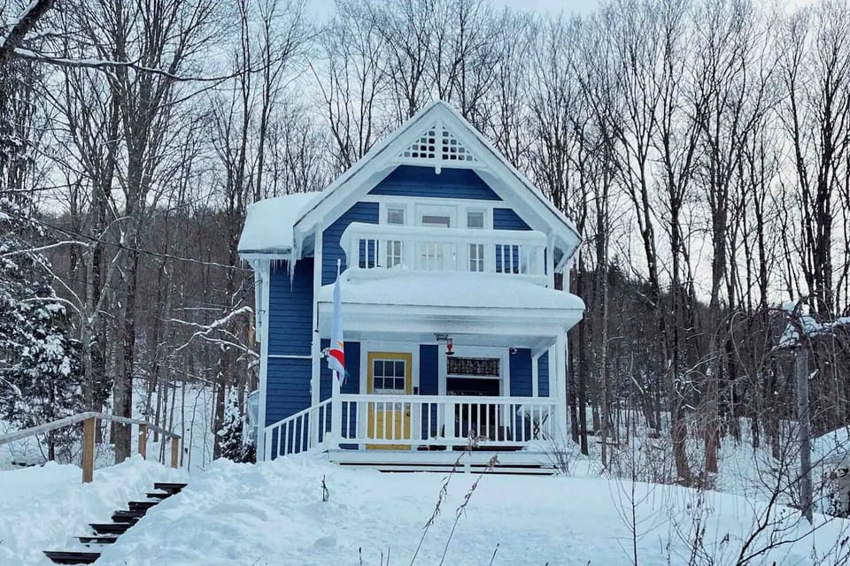 1930 Victorian Style Cottage