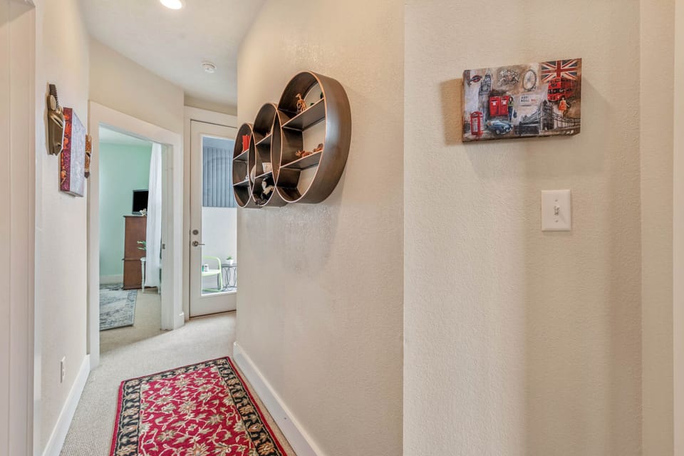Ross' Hallway