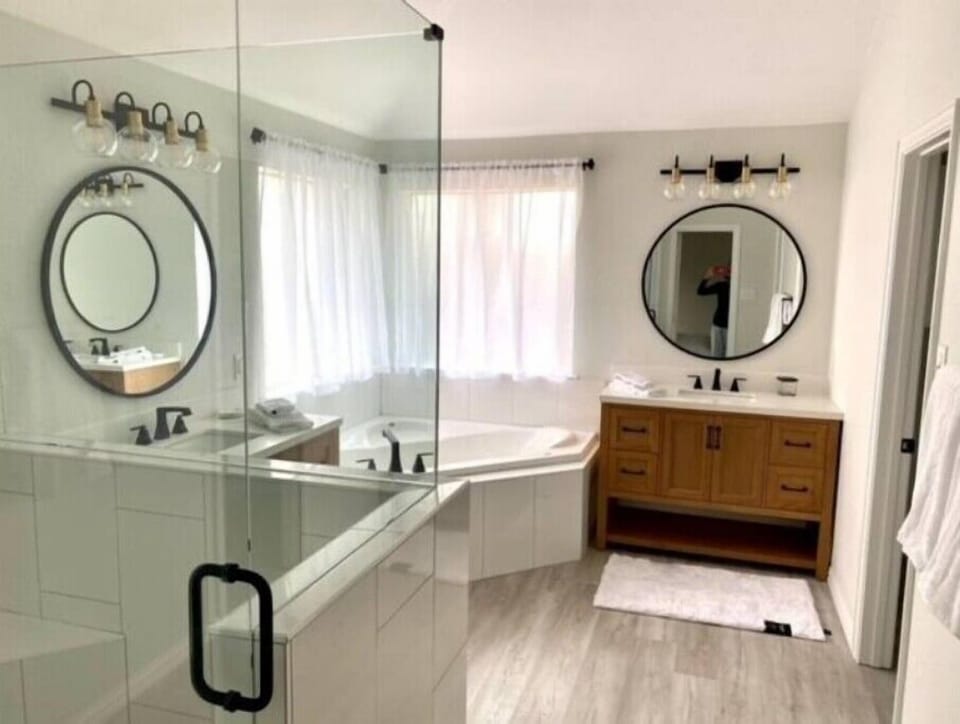 NEWLY REMODELED PRIMARY BATH WITH DOUBLE VANITIES