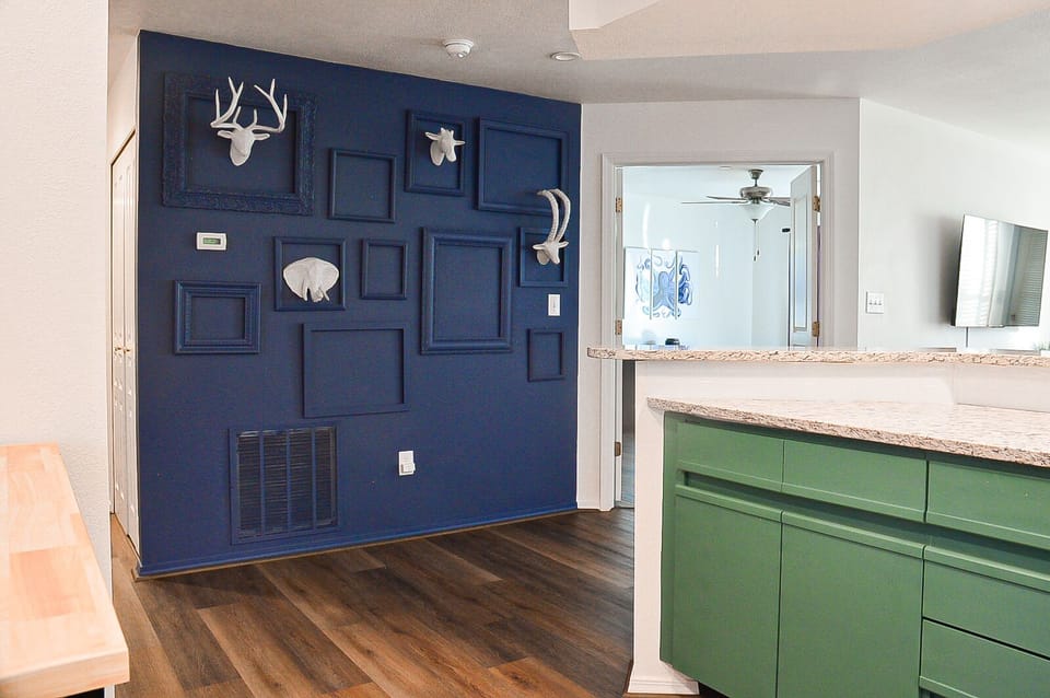 Kids and adults alike will enjoy our fun animal statement wall