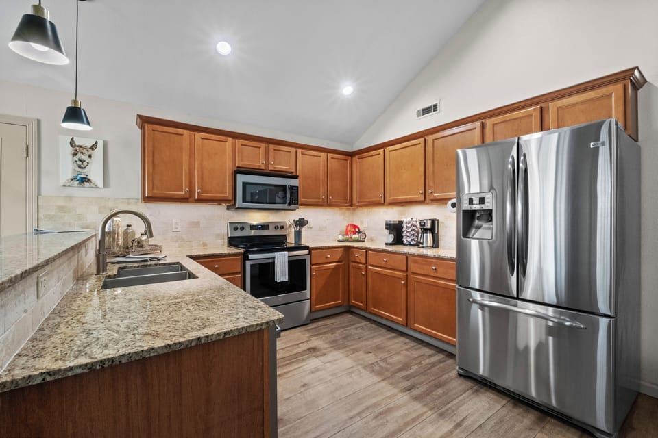 Fully stocked kitchen for all your cooking & baking needs!
