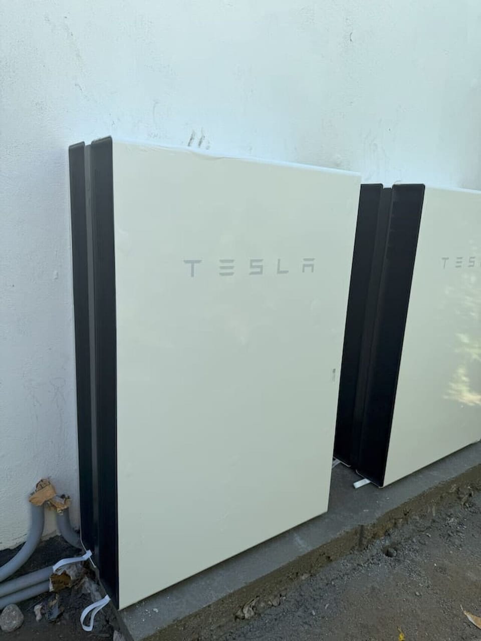 tesla backup power wall system