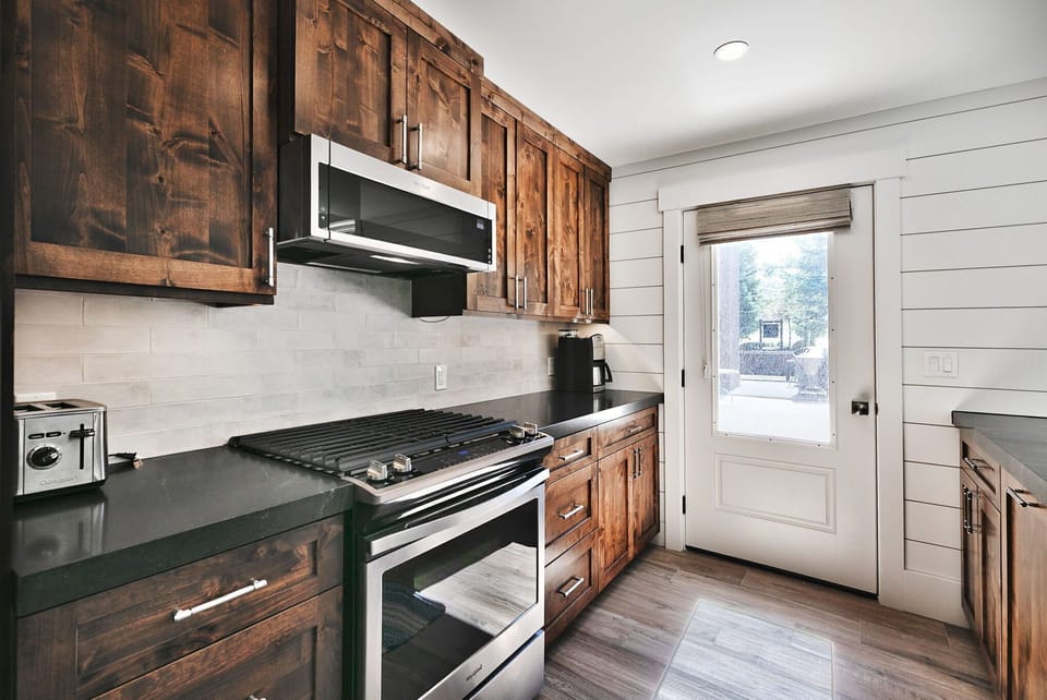 Chef's kitchen