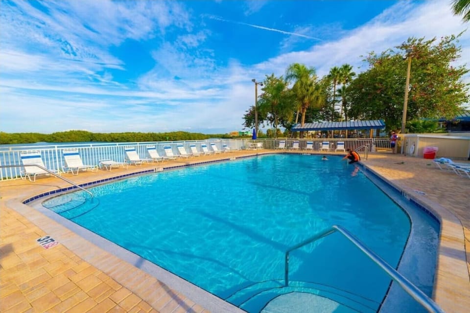 Pool 1 - Canalside, Heated (AKA Hook’s Pool)